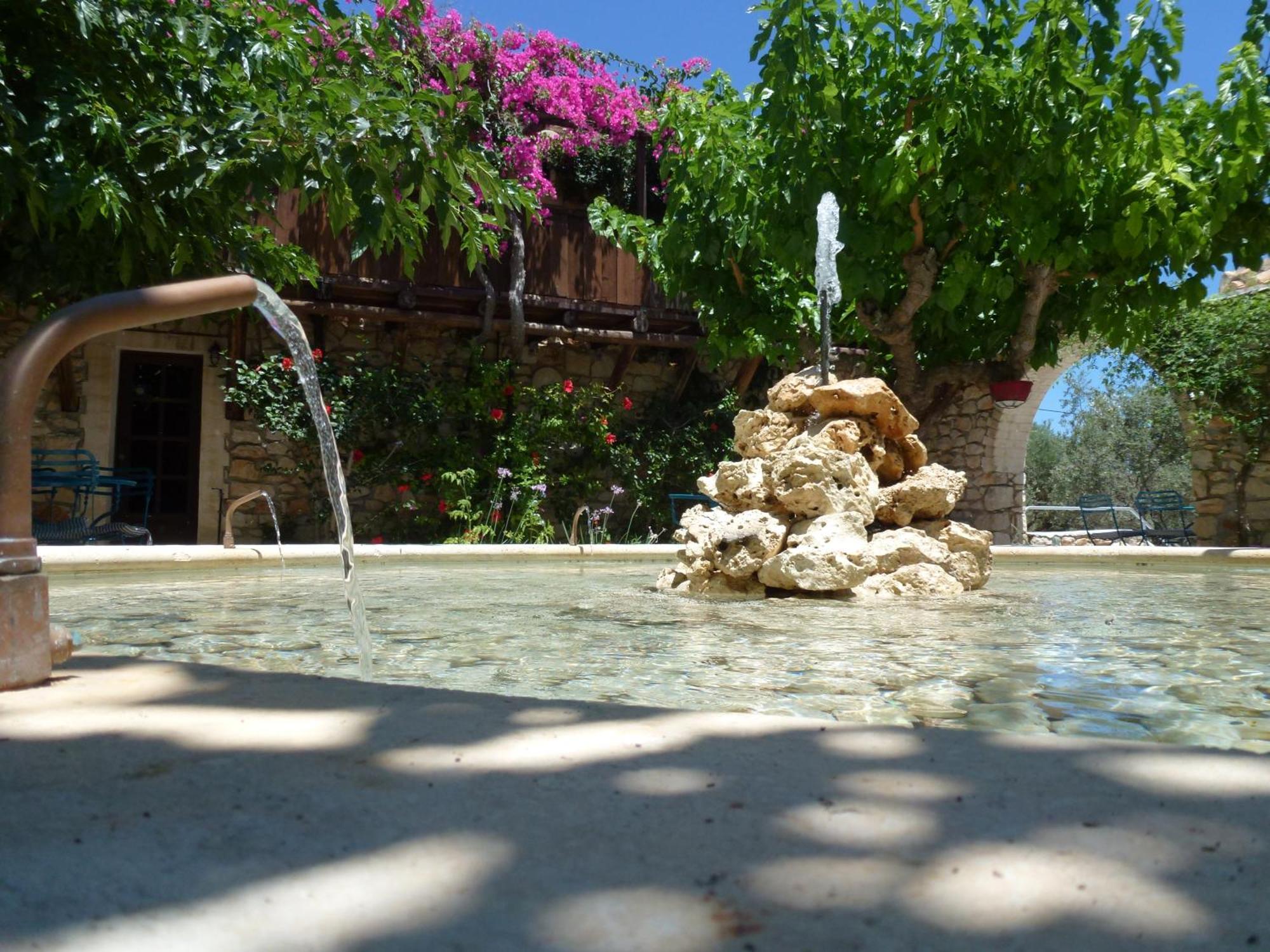 Tsivouli Accommodation Литакия Экстерьер фото