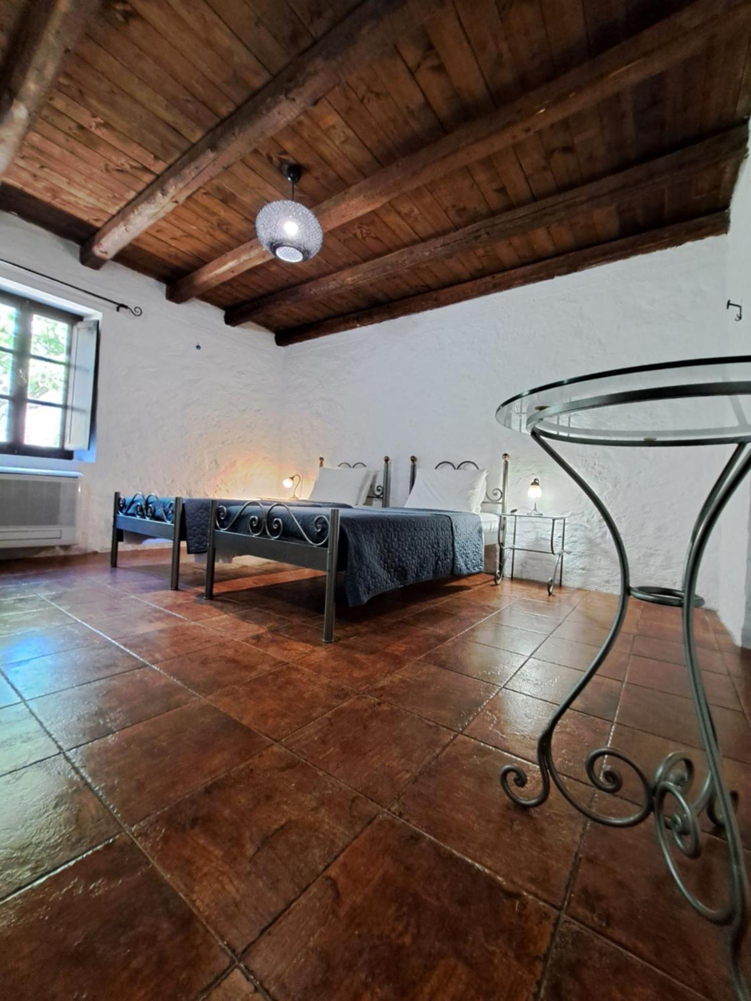 Tsivouli Accommodation Литакия Экстерьер фото