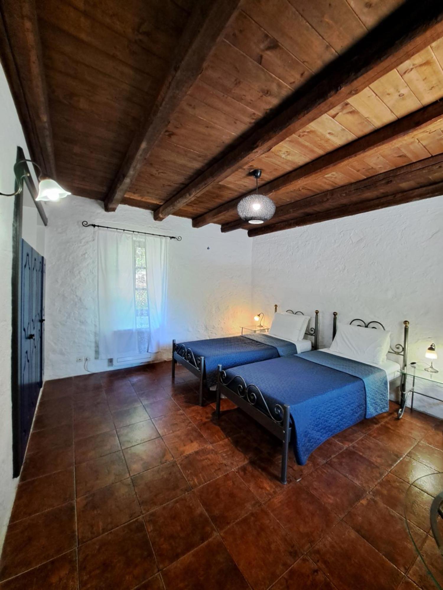Tsivouli Accommodation Литакия Экстерьер фото